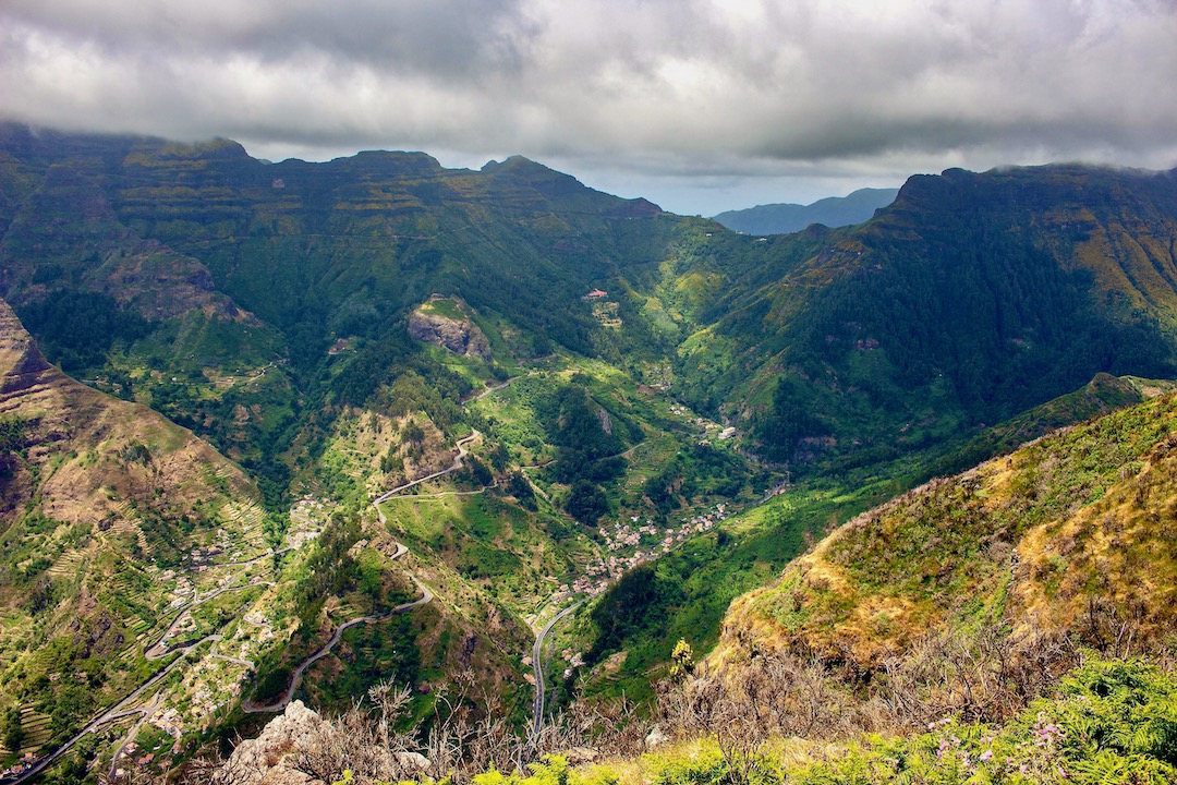 Pohled na silnice Madeira